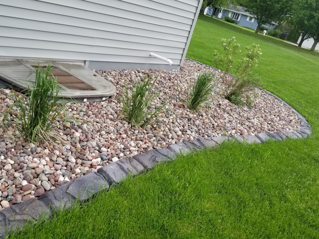 Concrete Curb Edging in Sun Prairie | Lawn Care Madison